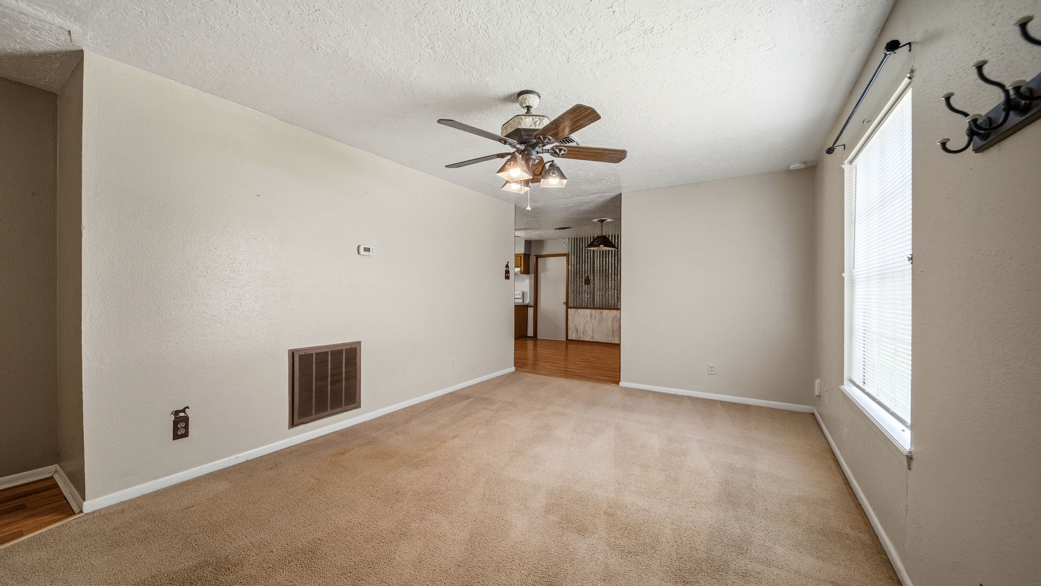 4027 Spring Branch Road Montgomery, TX 77316 - Photo 3 of 19 Open living space into the kitchen area,