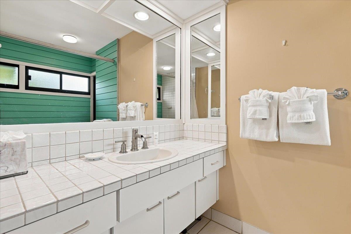 100 Ridge Road, Unit 2215 Lahaina, HI 96761 - Photo 31 of 47 Gallery Image 31