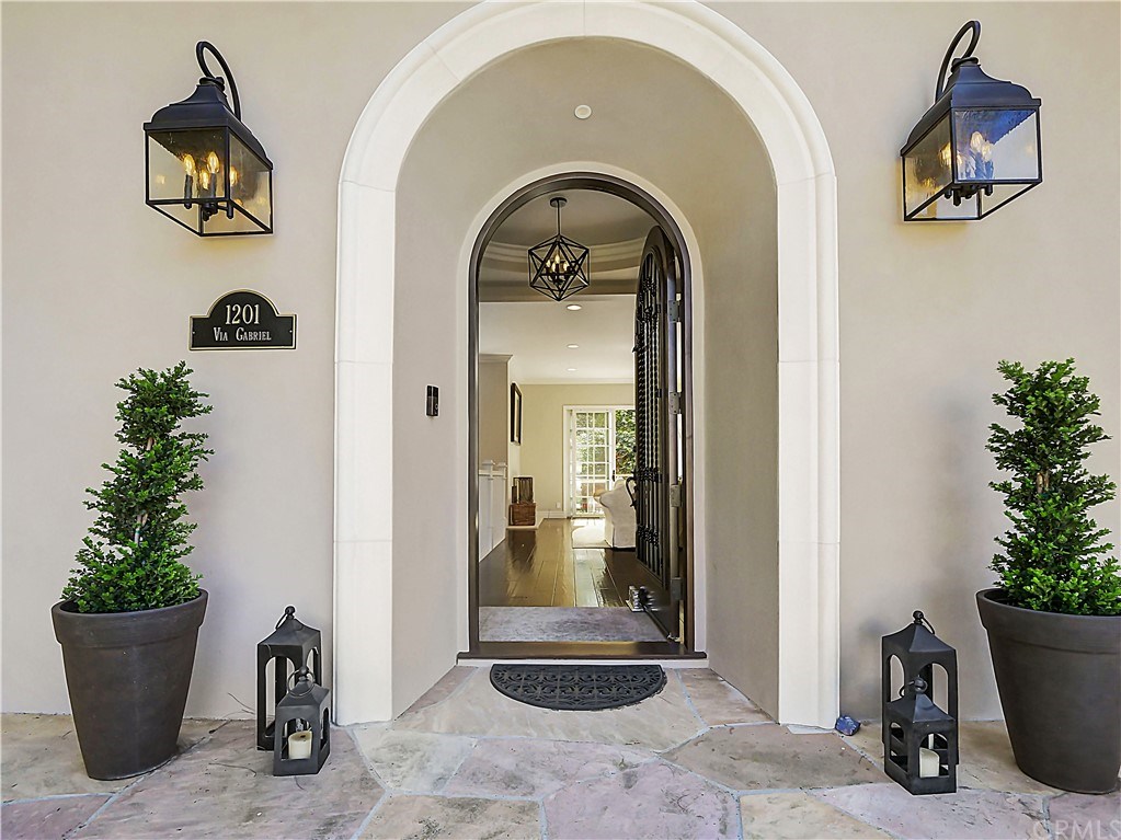 1201 Vía Gabriel Palos Verdes Estates, CA 90274 - Photo 2 of 33