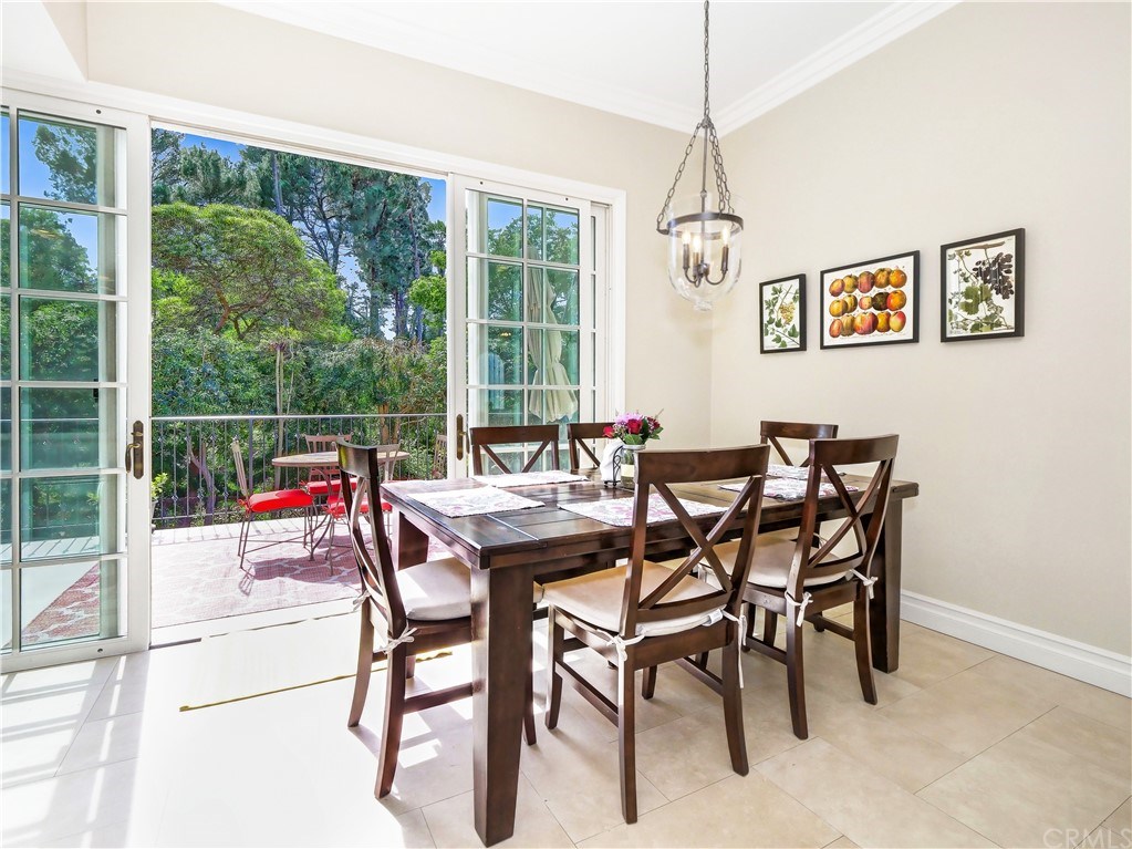 1201 Vía Gabriel Palos Verdes Estates, CA 90274 - Photo 11 of 33