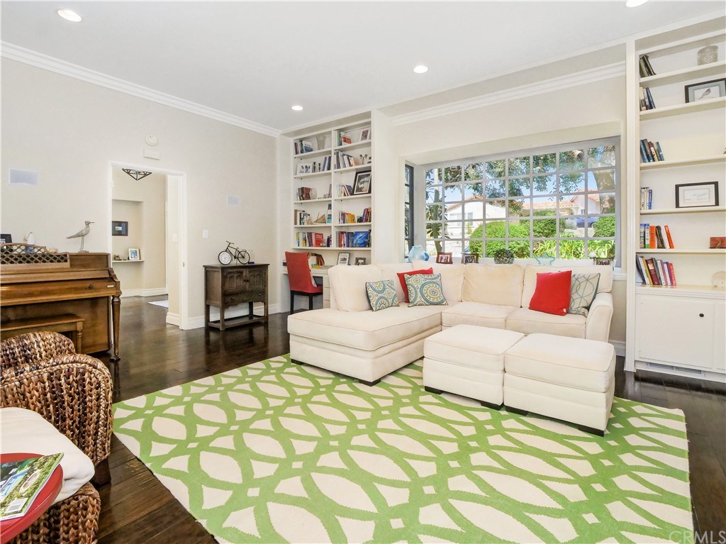 1201 Vía Gabriel Palos Verdes Estates, CA 90274 - Photo 6 of 33 Family Room