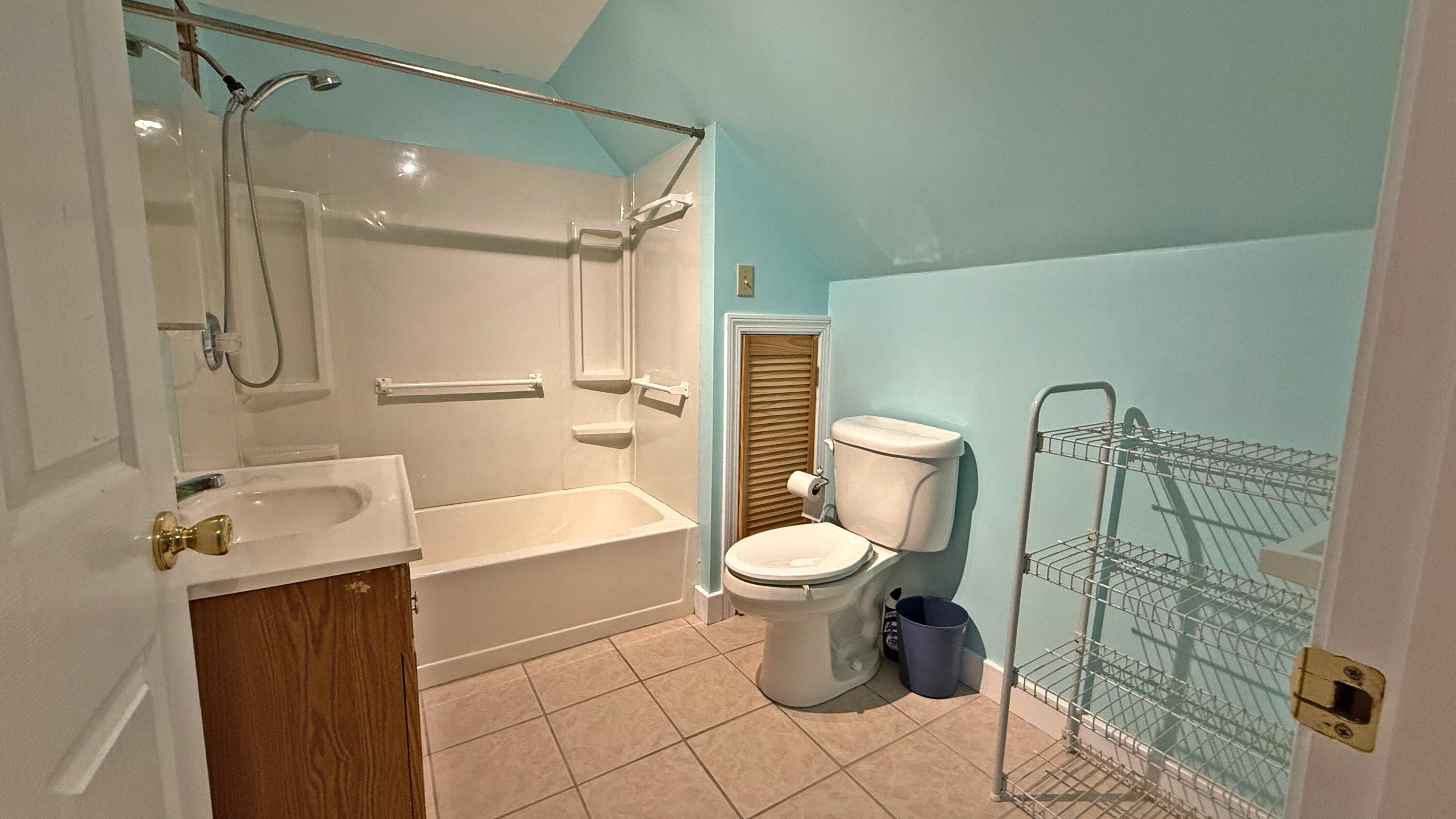 343 Dixie Road Lubec, ME 04652 - Photo 14 of 20 Second Floor Bathroom