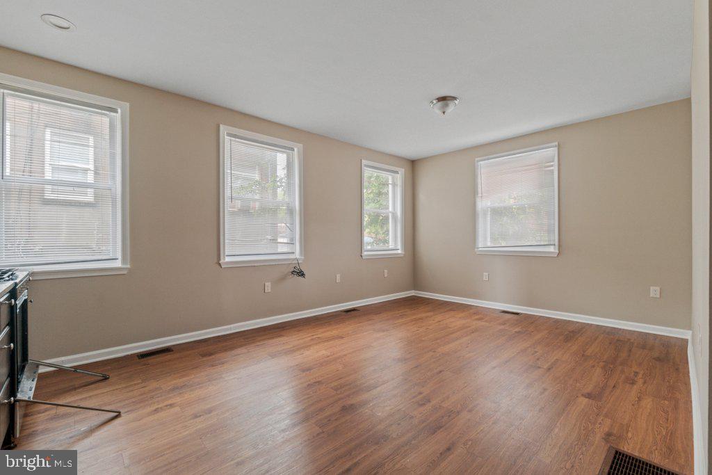 601 Whitelock Street Baltimore, MD 21217 - Photo 9 of 38
