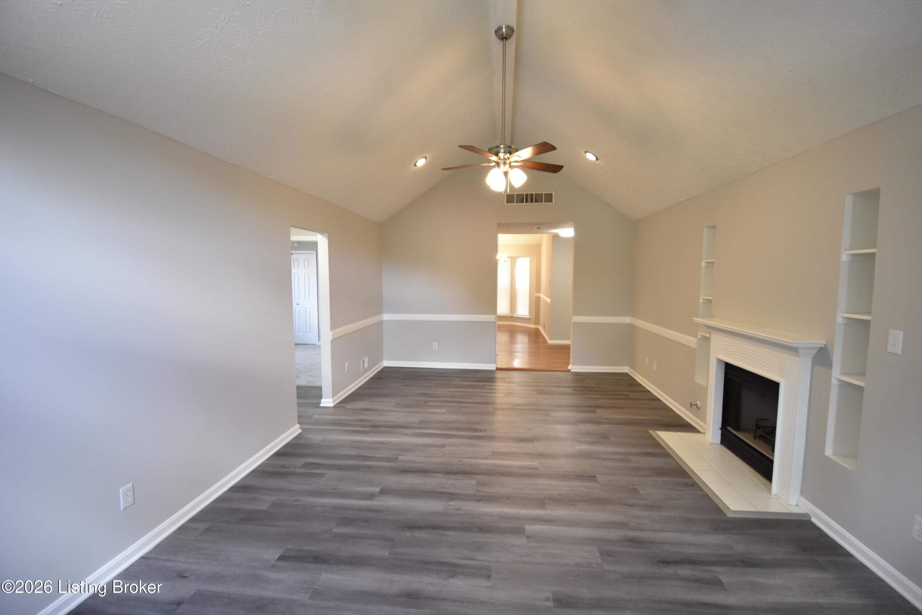 10306 Vantage Road Jeffersontown, KY 40299 - Photo 7 of 29 #7