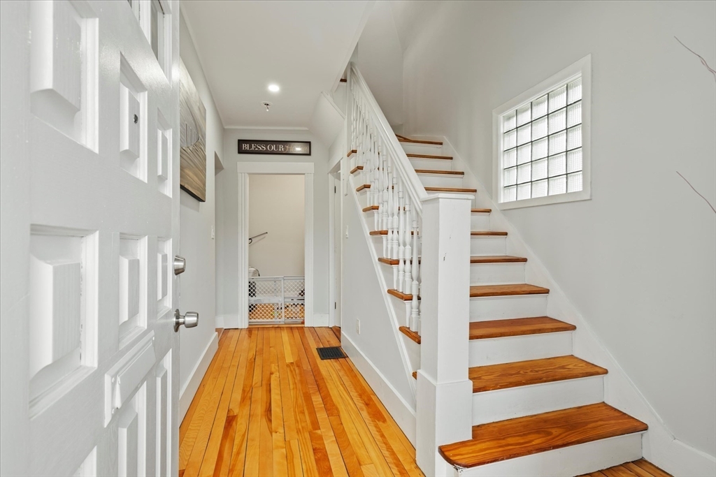1 Ralph Avenue Worcester, MA 01604 - Photo 18 of 42