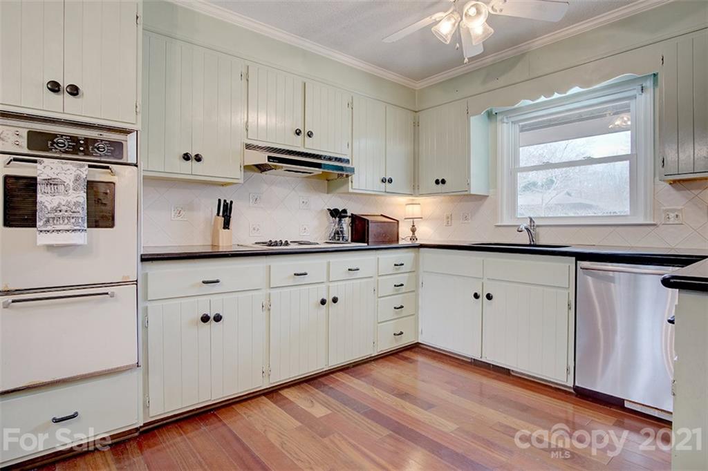 2136 Windemere Road Rock Hill, SC 29732 - Photo 8 of 41 Gallery Image 8