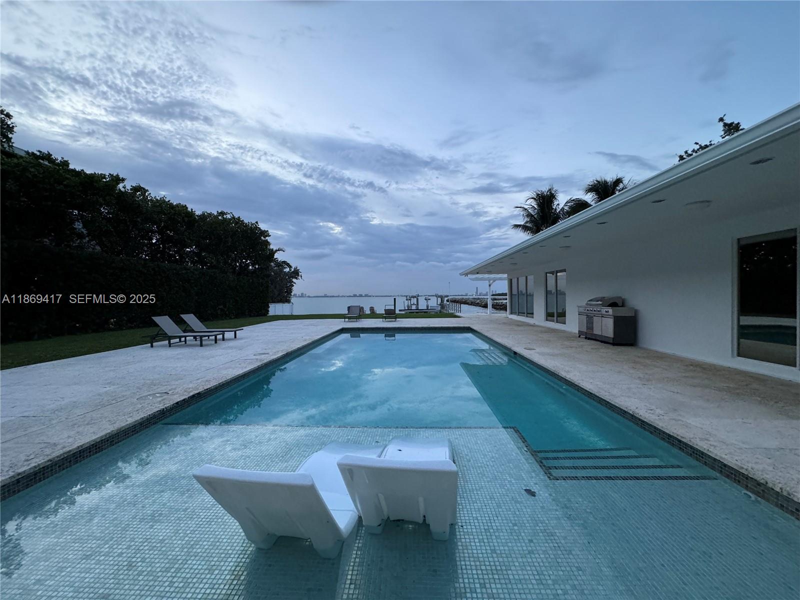 200 Harbor Drive Key Biscayne, FL 33149 - Photo 8 of 24 a view of a terrace