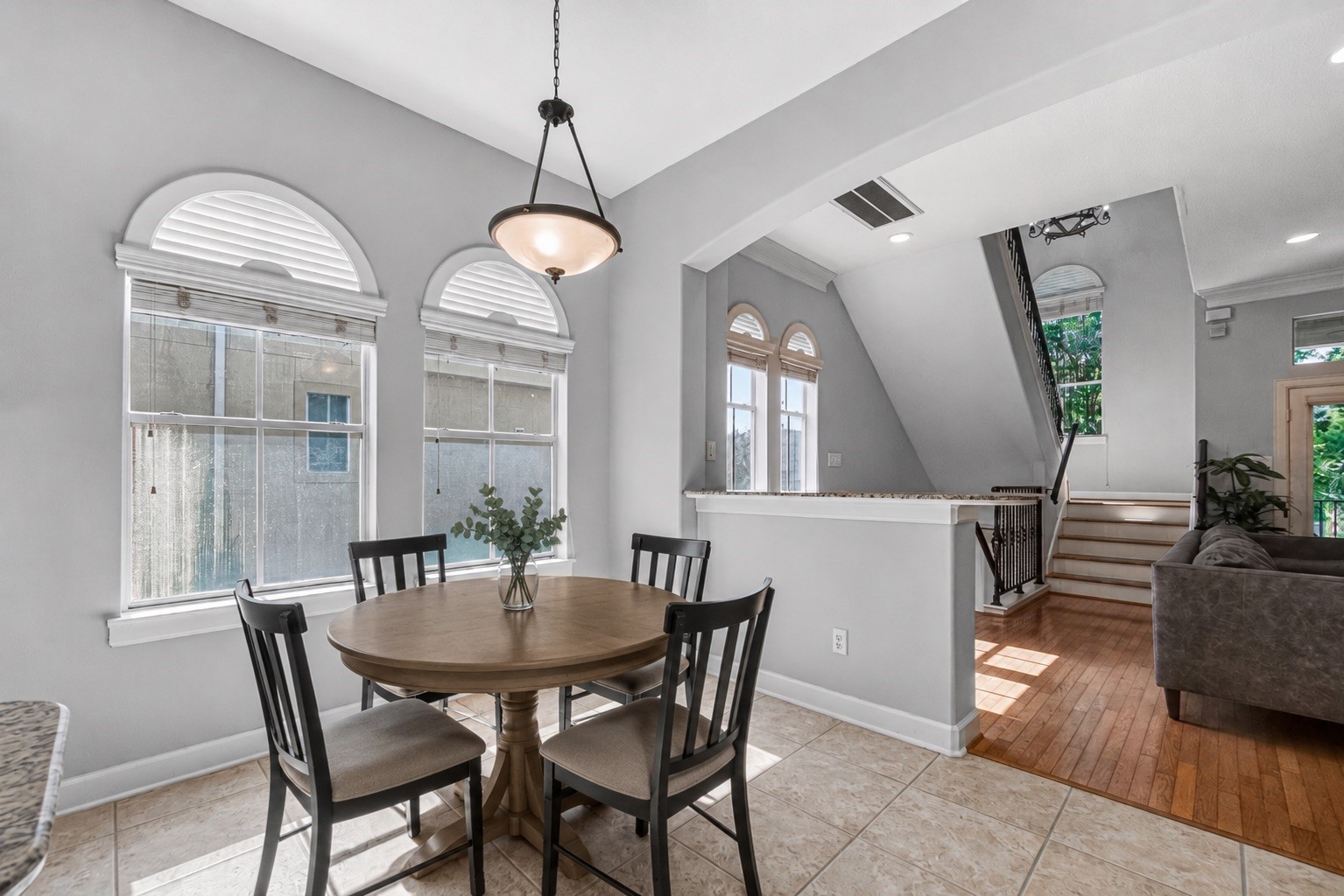 4502 Rose Street Houston, TX 77007 - Photo 26 of 40 Breakfast area virtually staged