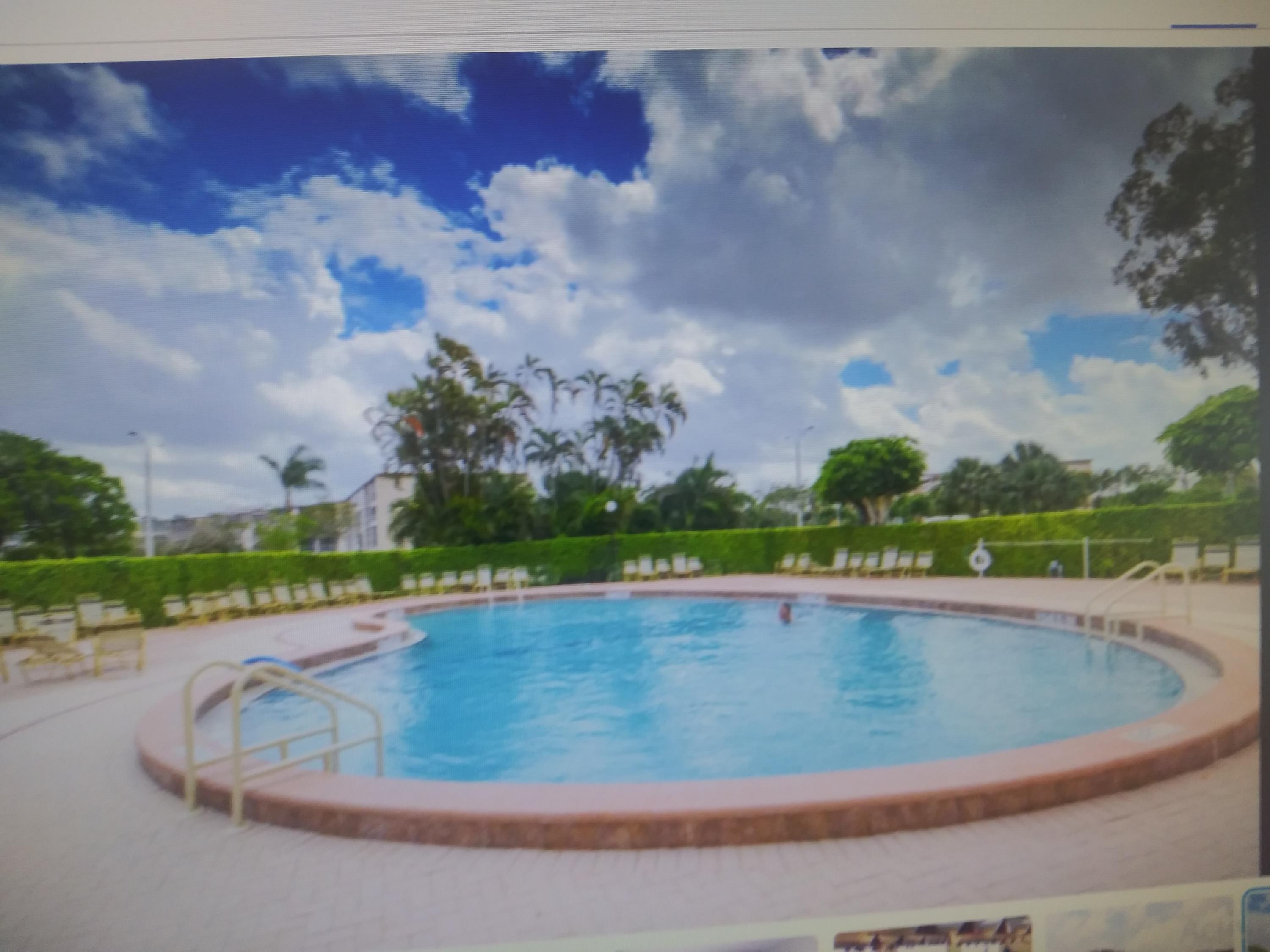 423 Fanshaw K, Unit K Boca Raton, FL 33434 - Photo 5 of 6 20201208_090440