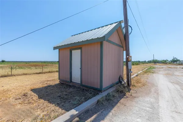 $289,999 | 149 Davis Lane, Merkel, TX 79536