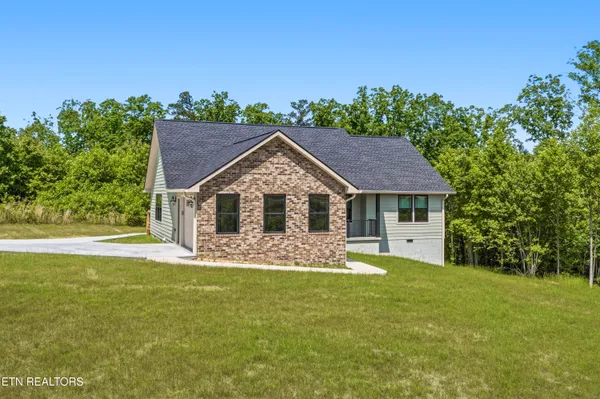 $415,000 | 817 ELB Private Drive, Helenwood, TN 37755