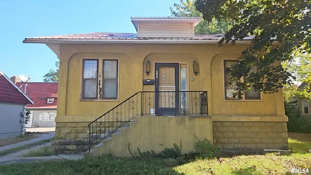 $29,900 | 423 South Lincoln Boulevard, Centralia, IL 62801