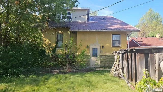 $29,900 | 423 South Lincoln Boulevard, Centralia, IL 62801