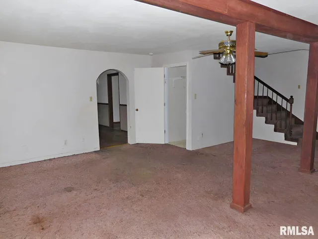 $29,900 | 423 South Lincoln Boulevard, Centralia, IL 62801