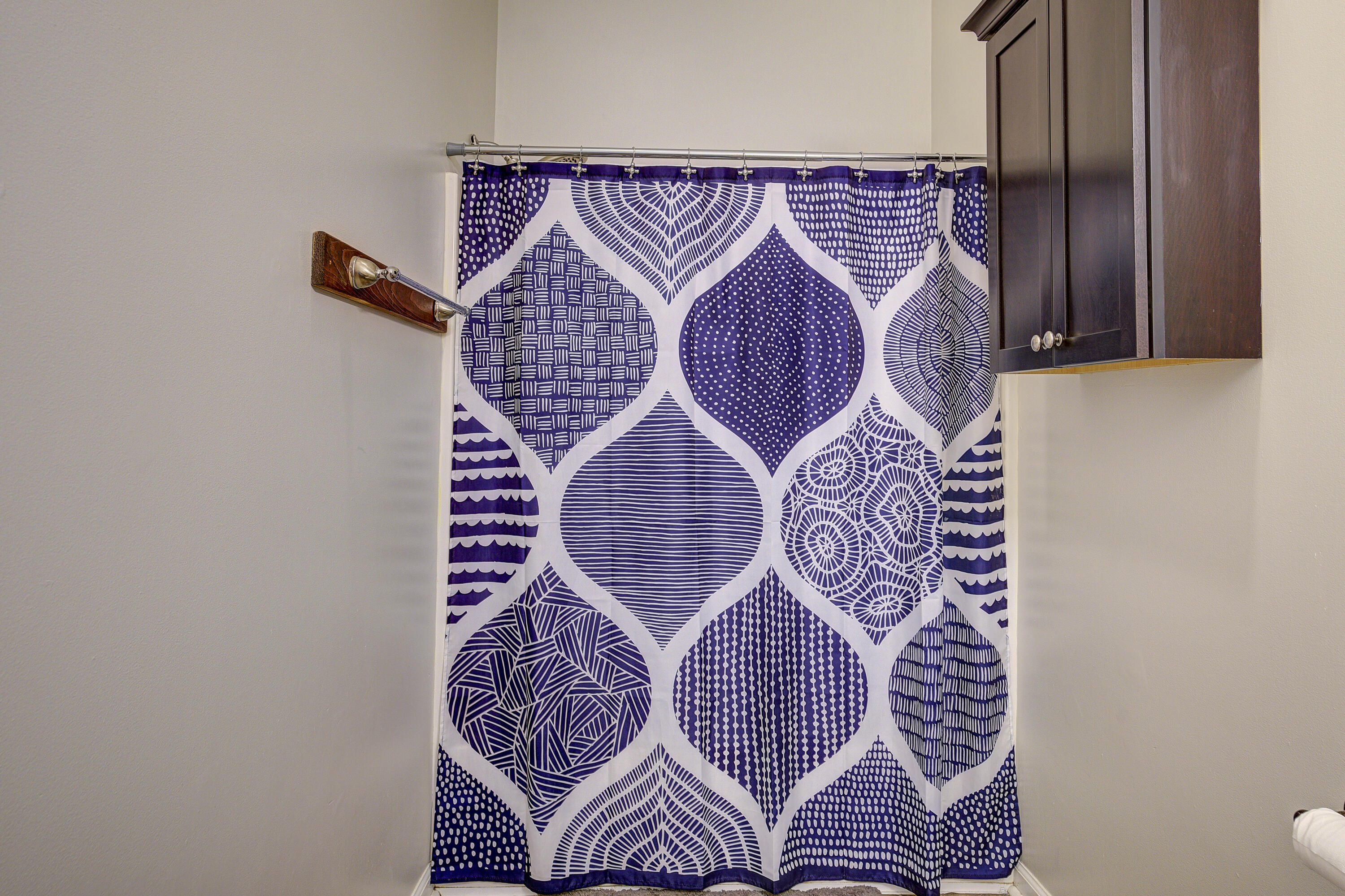 1009 Gouge Road Unicoi, TN 37692 - Photo 26 of 65 Full bathroom 2