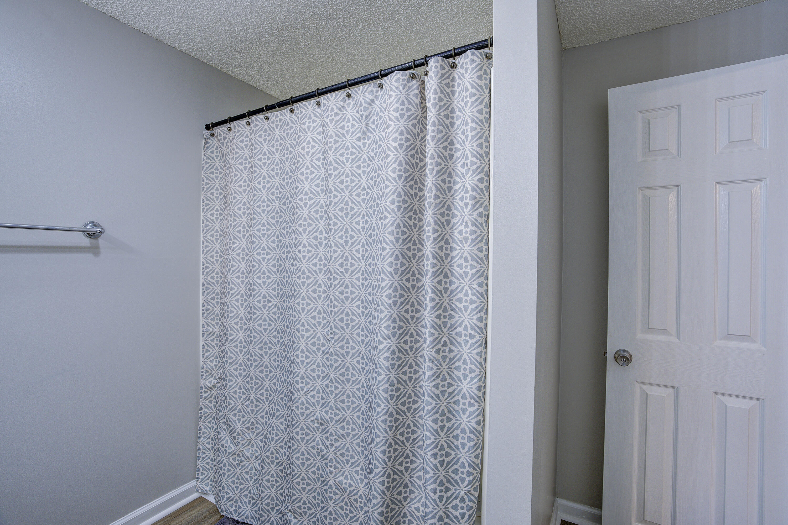 1009 Gouge Road Unicoi, TN 37692 - Photo 34 of 65 Full bathroom 3
