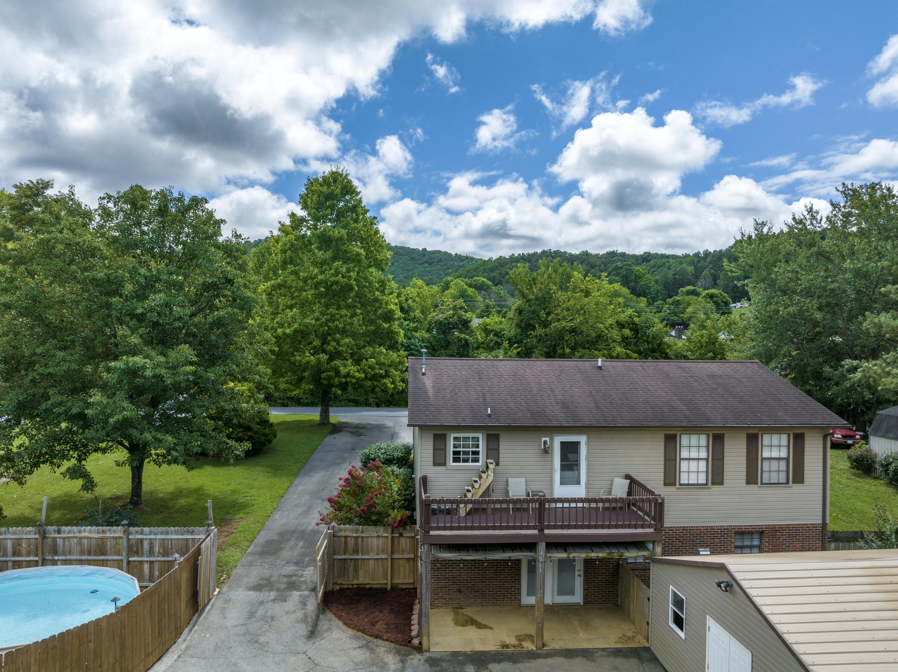 1009 Gouge Road Unicoi, TN 37692 - Photo 55 of 65 GougeAerials-3