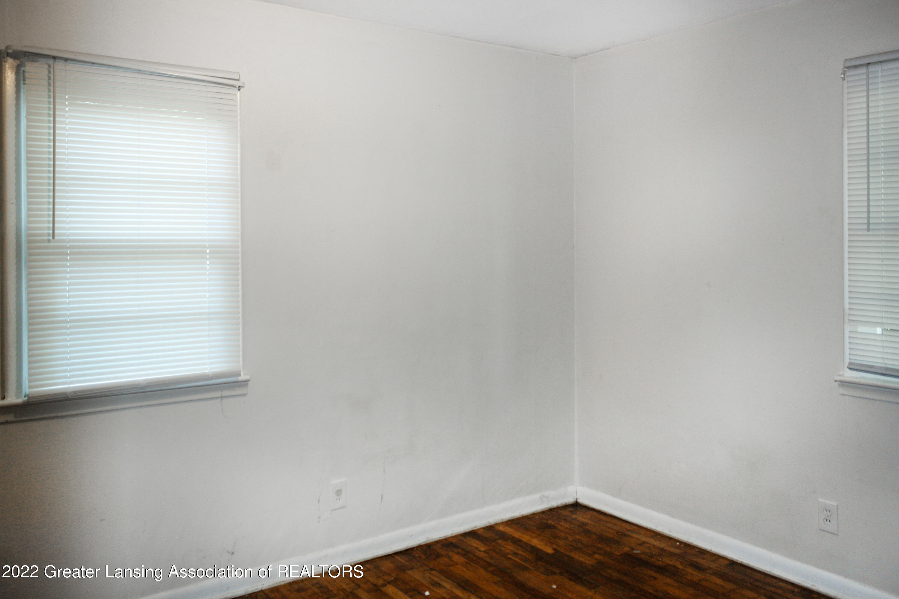2035 West Miller Road Lansing, MI 48911 - Photo 15 of 22 IMG_2534