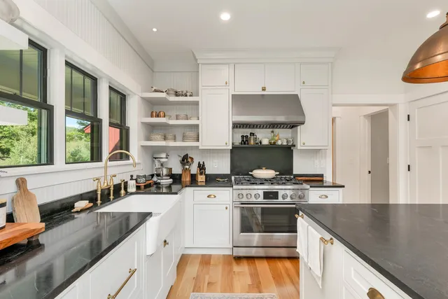 $1,355,000 | 114 Cobb Farm Road, Bartlett, NH 03812