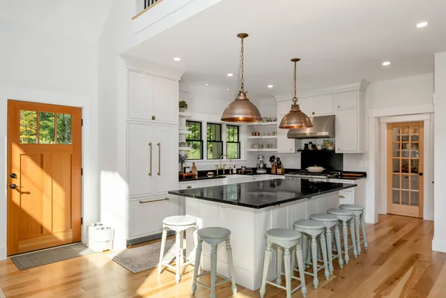 $1,355,000 | 114 Cobb Farm Road, Bartlett, NH 03812