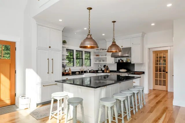 $1,355,000 | 114 Cobb Farm Road, Bartlett, NH 03812