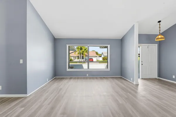 $4,300 | 9284 Laurel Green Drive, Boynton Beach, FL 33437