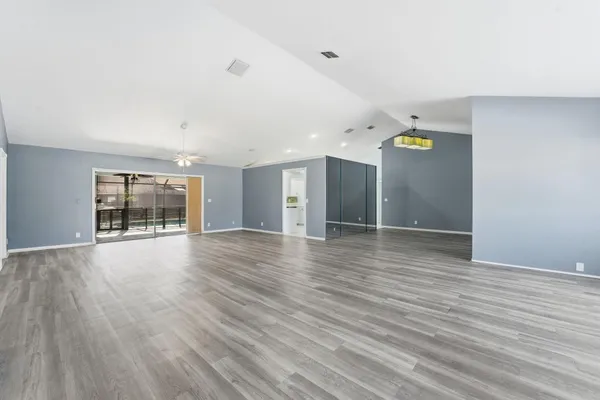 $4,300 | 9284 Laurel Green Drive, Boynton Beach, FL 33437