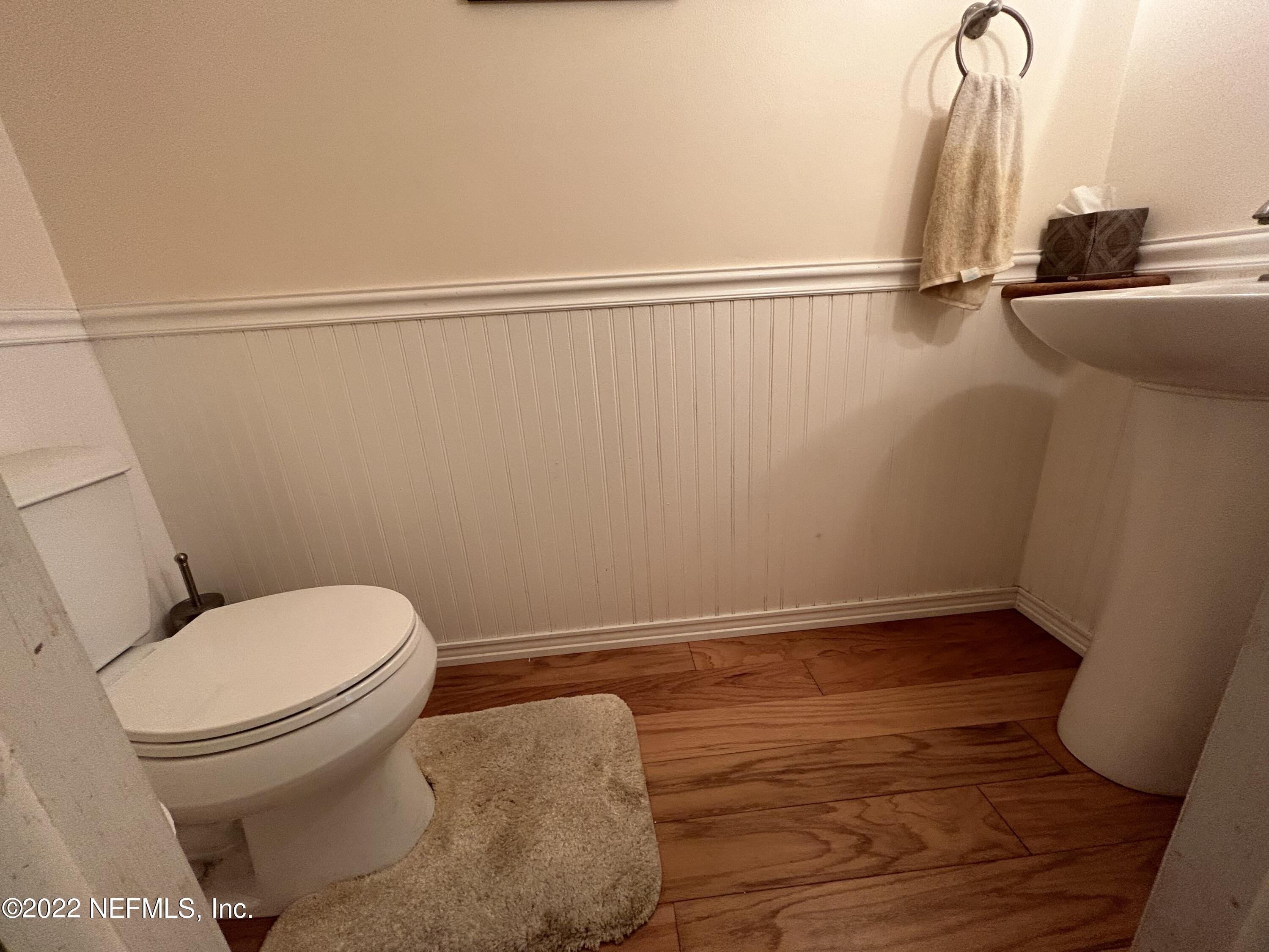 7116 St Augustine Road Jacksonville, FL 32217 - Photo 8 of 26 a bathroom with a toilet and a shower