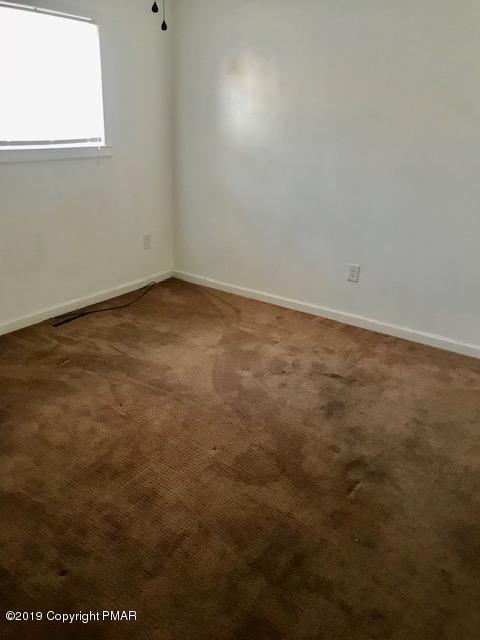 433 Northampton Road Tobyhanna, PA 18466 - Photo 12 of 22 IMG_8547