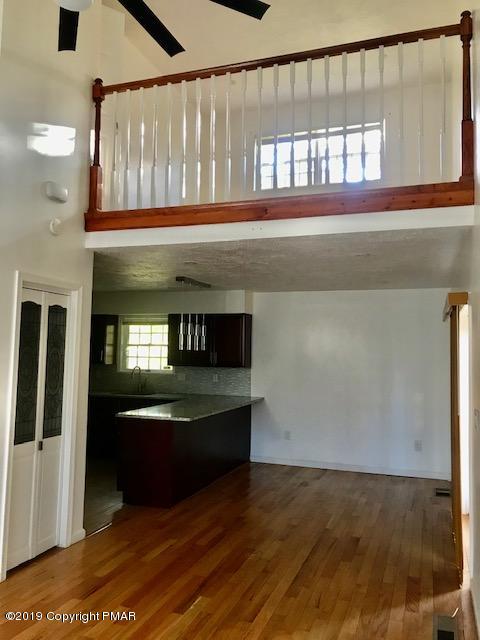 433 Northampton Road Tobyhanna, PA 18466 - Photo 8 of 22 IMG_8543