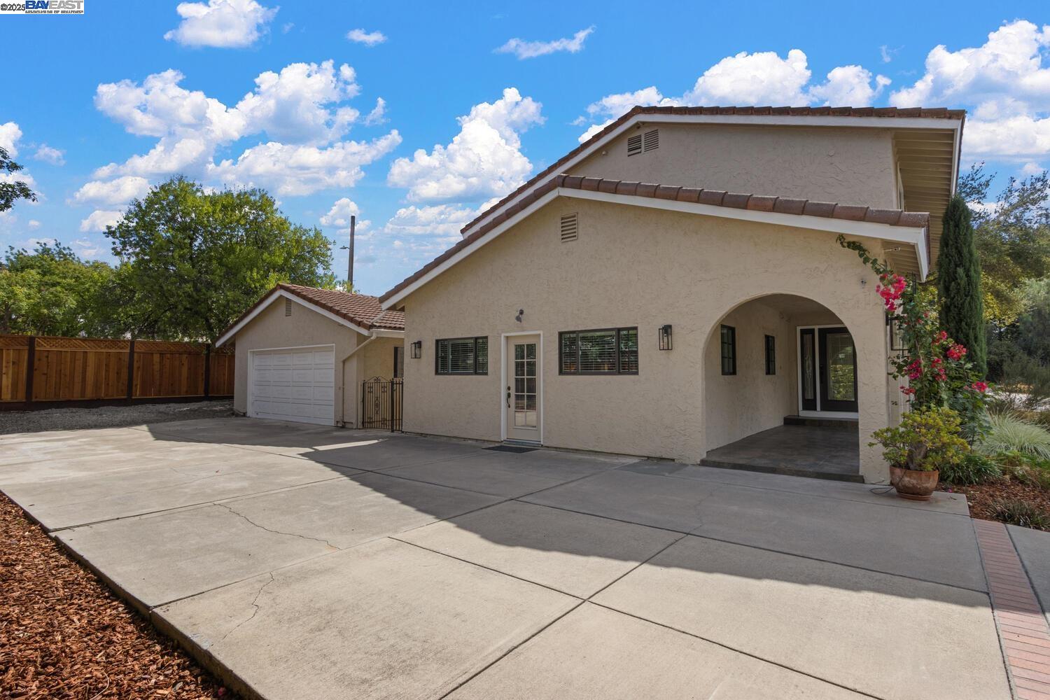 1368 Pegan Common Livermore, CA 94550 - Photo 35 of 59