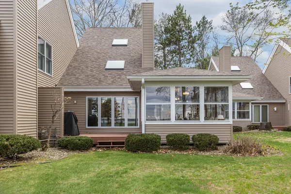 $469,900 | W5144 North Osprey Drive, New Lisbon, WI 53950
