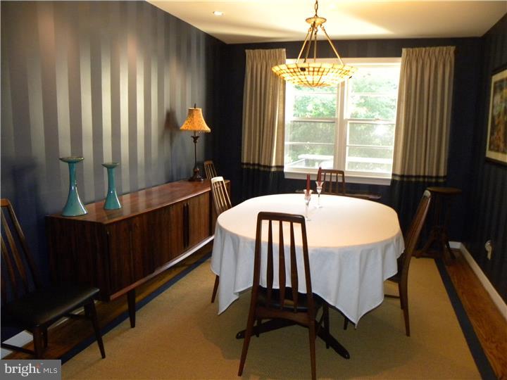 25 Oak Ridge Drive Haddonfield, NJ 08033 - Photo 5 of 23 Dining Room