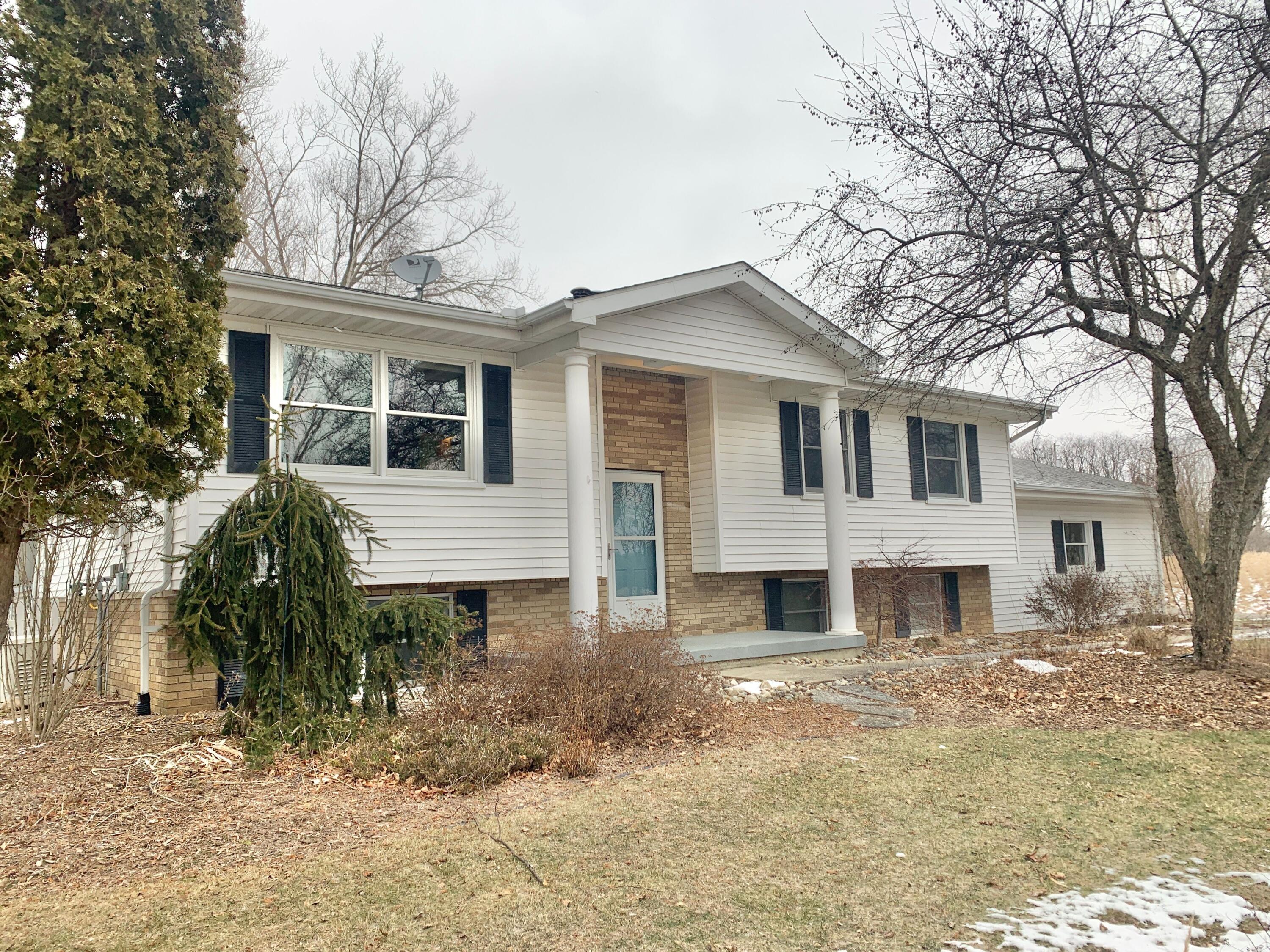 11250 Riethmiller Road Grass Lake, MI 49240 - Photo 3 of 50 Reithmiller 45
