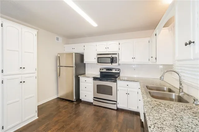 $2,240 | 6932 North Mercier Street, Kansas City, MO 64118