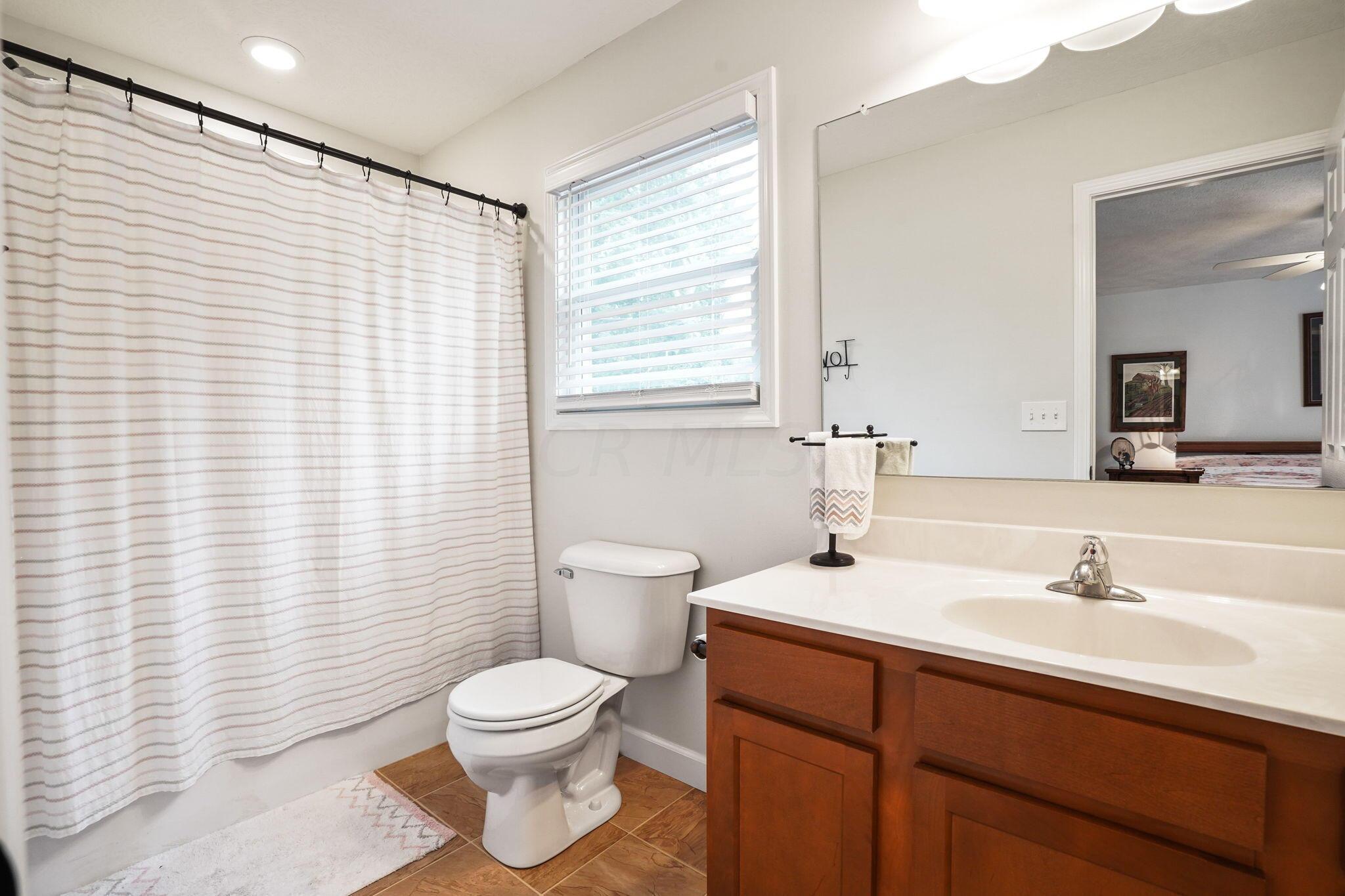 4570 Fremar Road Northeast Lancaster, OH 43130 - Photo 26 of 34 32-web-or-mls-DSC07780