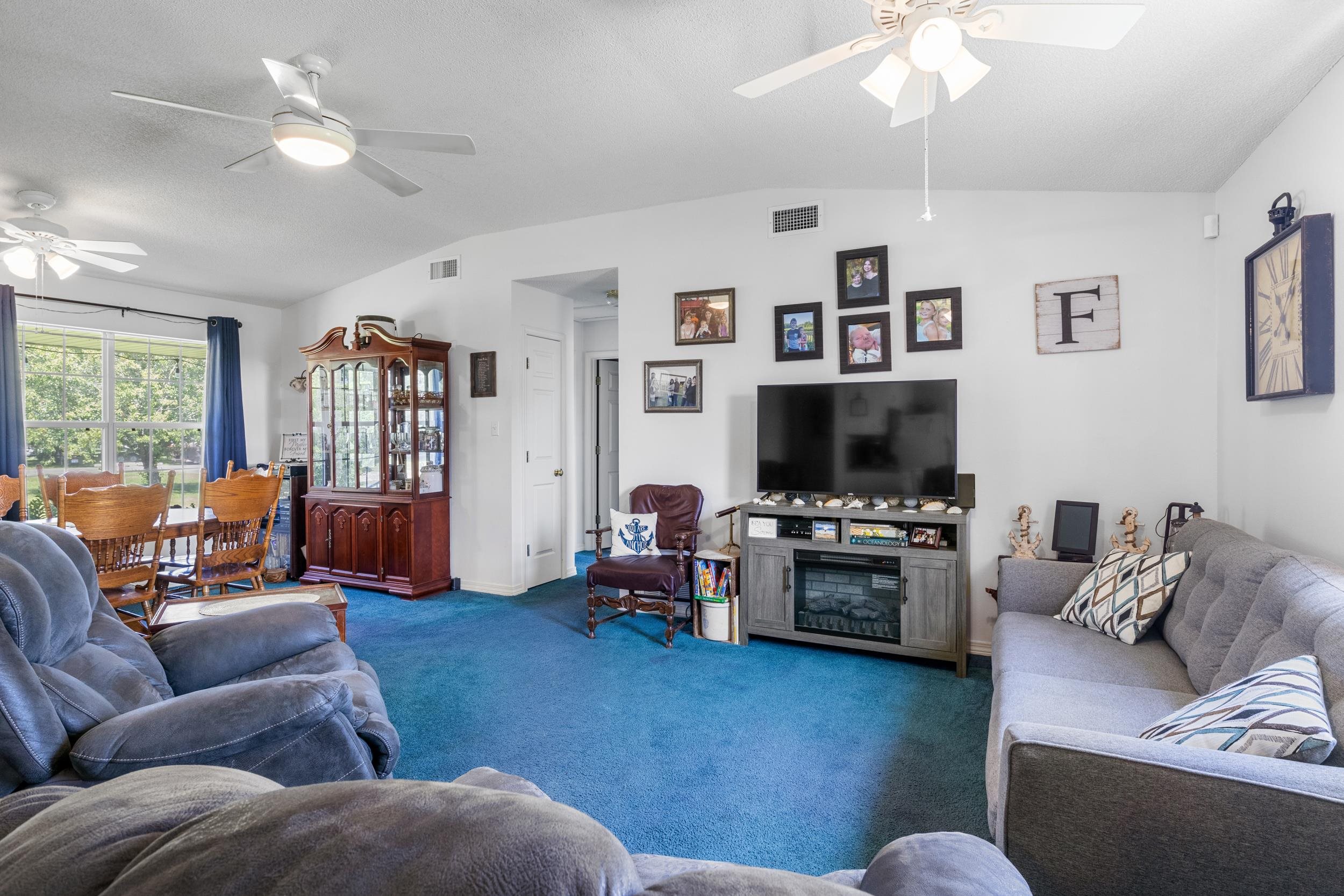 16130 West Indigo Loop Summerdale, AL 36580 - Photo 9 of 25 Living Room