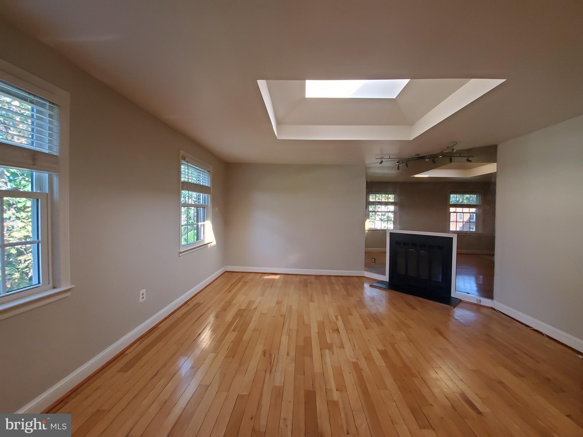 2902 13th Road South, Unit 301 Arlington, VA 22204 - Photo 20 of 20 Bright, Open Floor Plan