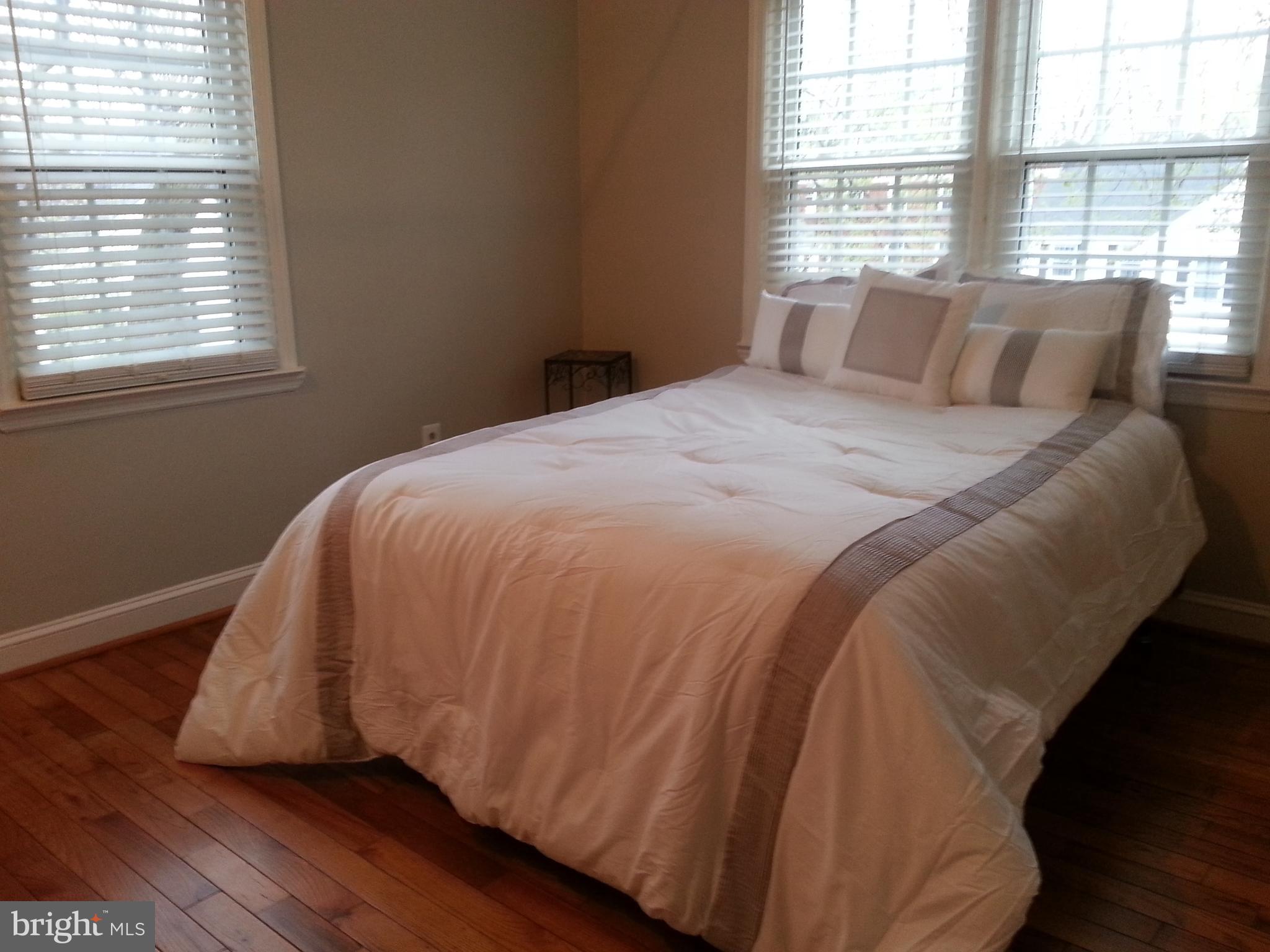 2902 13th Road South, Unit 301 Arlington, VA 22204 - Photo 10 of 20 Situated at the Top Corner Offers Quiet Privacy