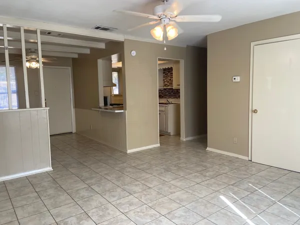 $1,850 | 1902 Fair Oaks Drive, Austin, TX 78745