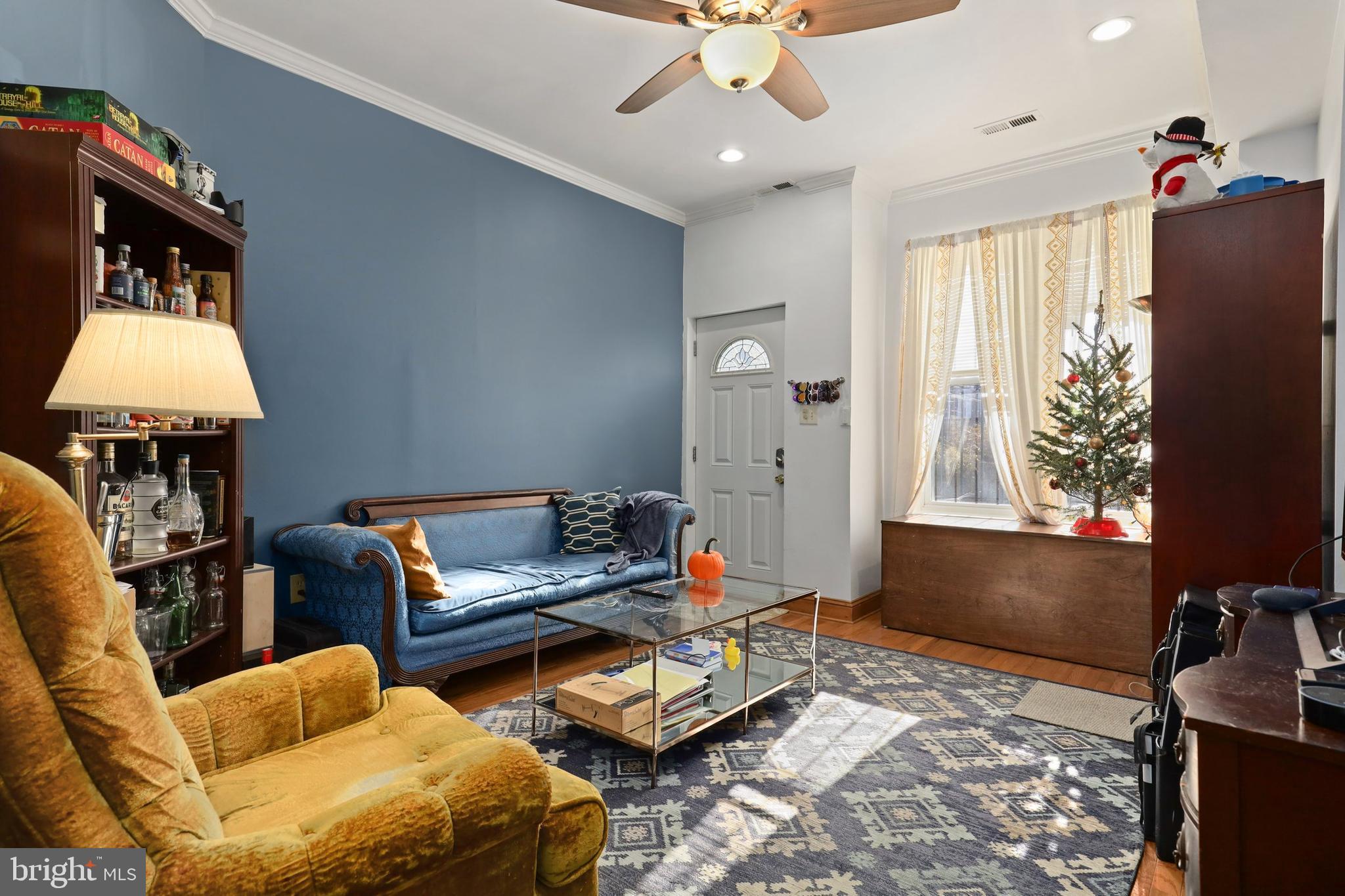 658 Morton Place Northeast Washington, DC 20002 - Photo 4 of 30