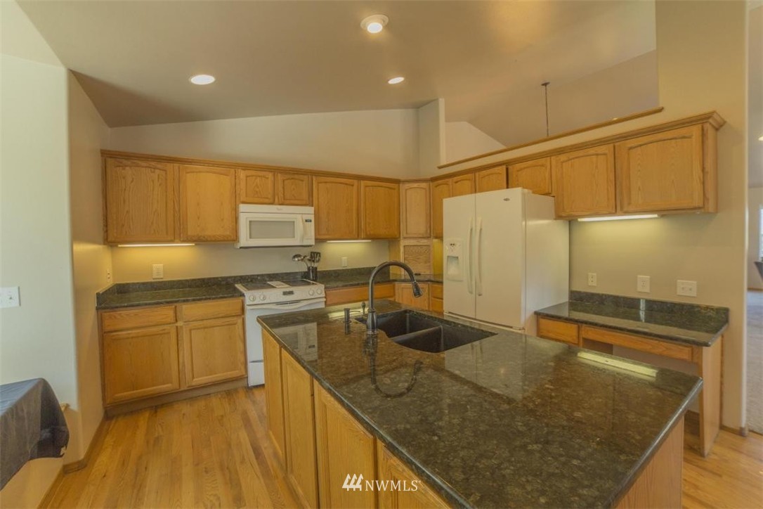 2813 Totem Pole Road Manson, WA 98831 - Photo 8 of 24 Gallery Image 8