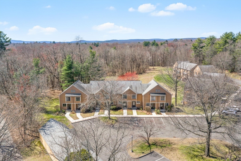 575 Bridge Road, Unit 113 Northampton, MA 01062 - Photo 7 of 40 Gallery Image 7