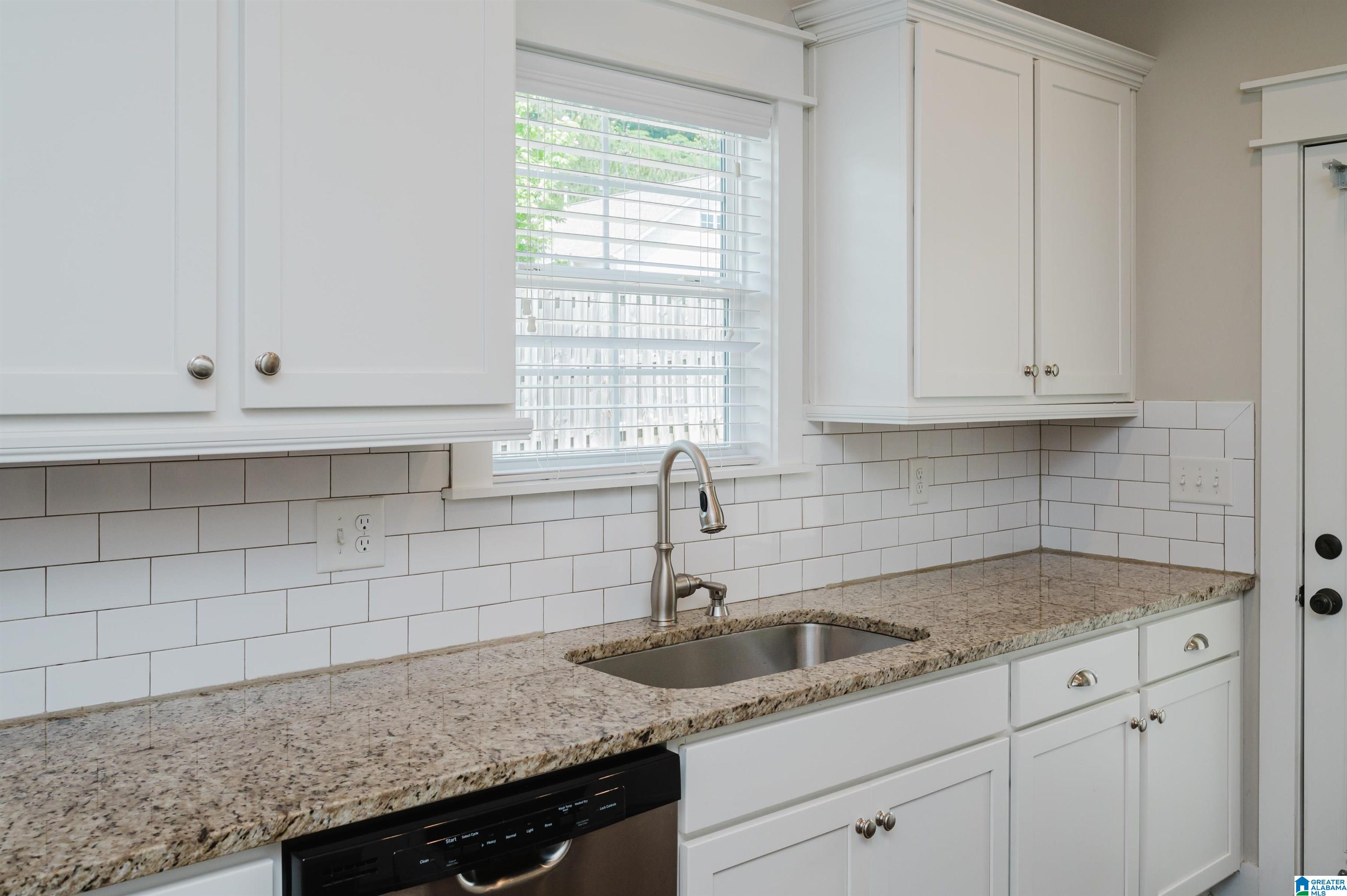 2833 Montevallo Park Road Birmingham, AL 35210 - Photo 17 of 45