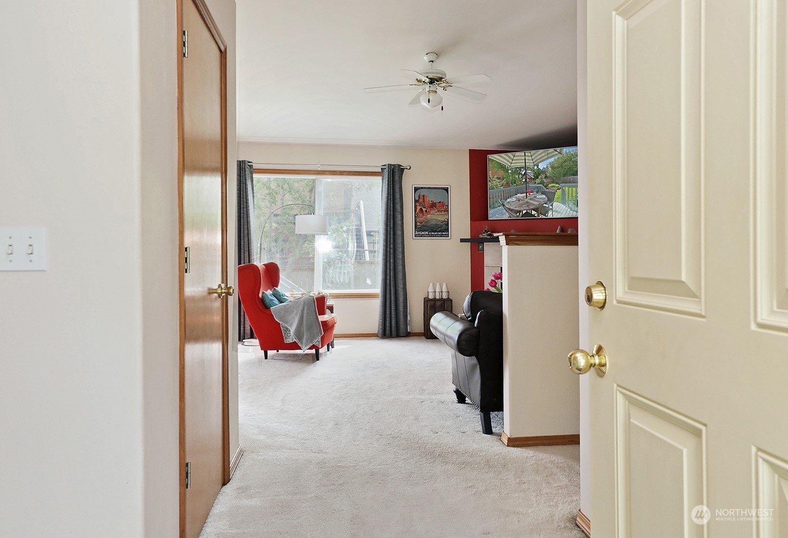 4880 Breezefair Road Freeland, WA 98249 - Photo 13 of 36 Gallery Image 13