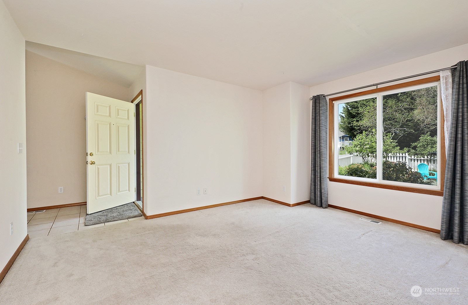 4880 Breezefair Road Freeland, WA 98249 - Photo 25 of 36 Gallery Image 25