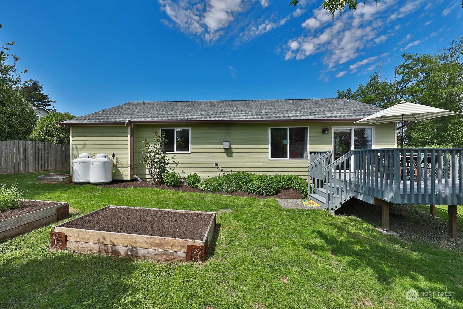 4880 Breezefair Road Freeland, WA 98249 - Photo 9 of 36 Gallery Image 9