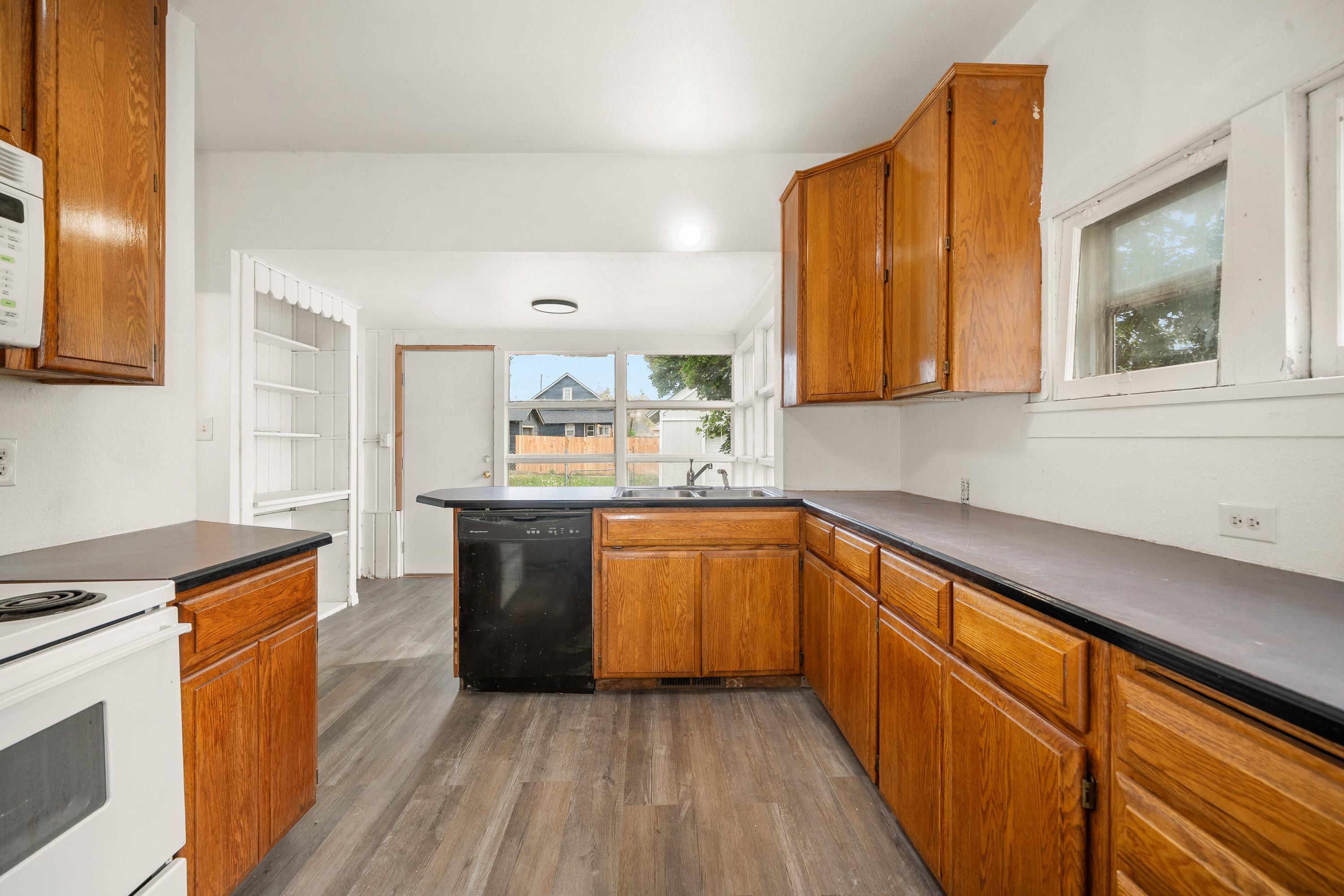 2528 East Rowan Avenue Spokane, WA 99217 - Photo 11 of 34