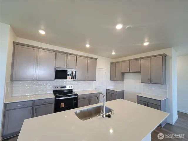 $629,950 | 730 Holly Avenue, Unit 37, Buckley, WA 98321