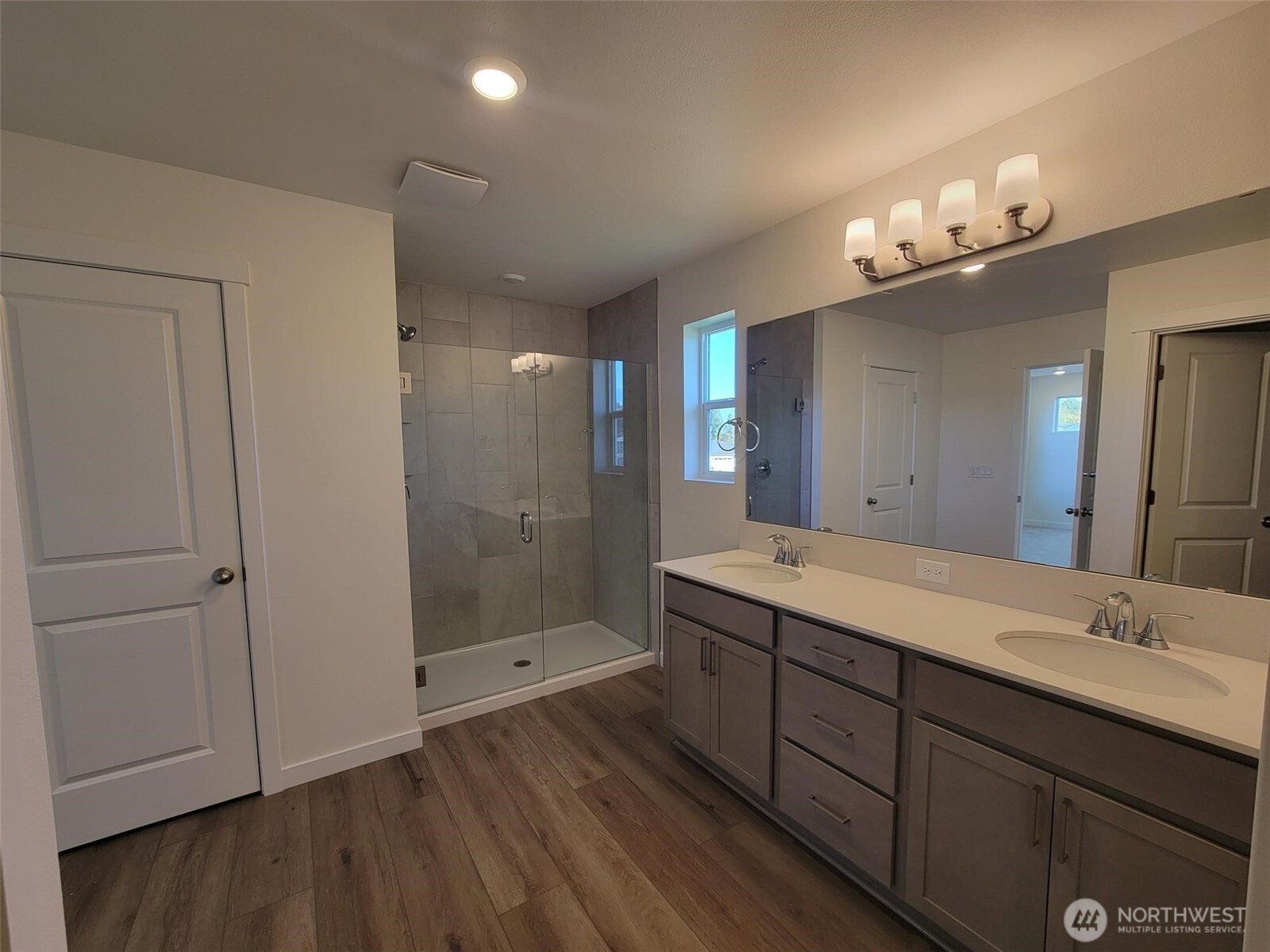 730 Holly Avenue, Unit 37 Buckley, WA 98321 - Photo 10 of 19